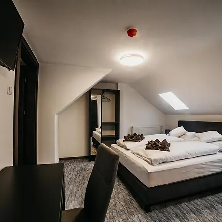 Szálloda Cedrus Club Balassagyarmat