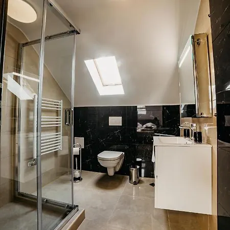 Cedrus Club Szálloda