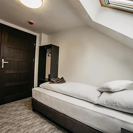 Cedrus Club Szálloda Balassagyarmat