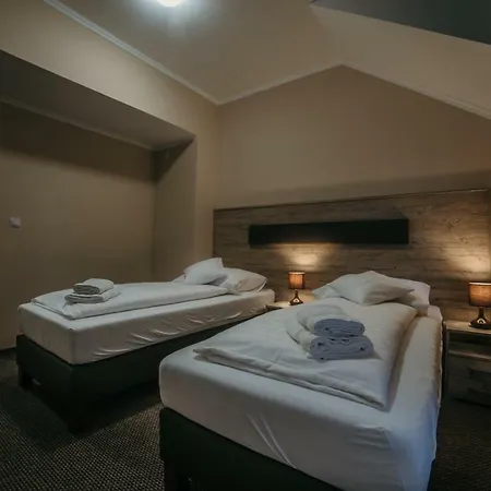 Cedrus Club Szálloda Balassagyarmat