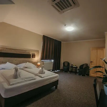 Szálloda Cedrus Club 3*