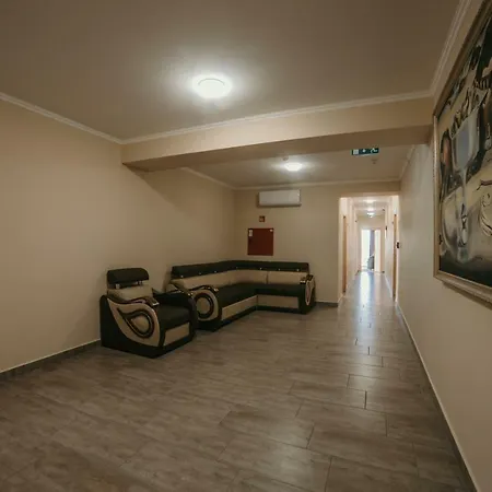 Cedrus Club