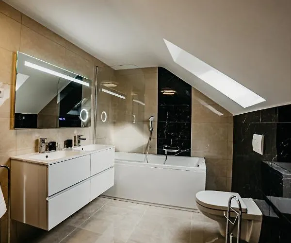 Cedrus Club Hotel
